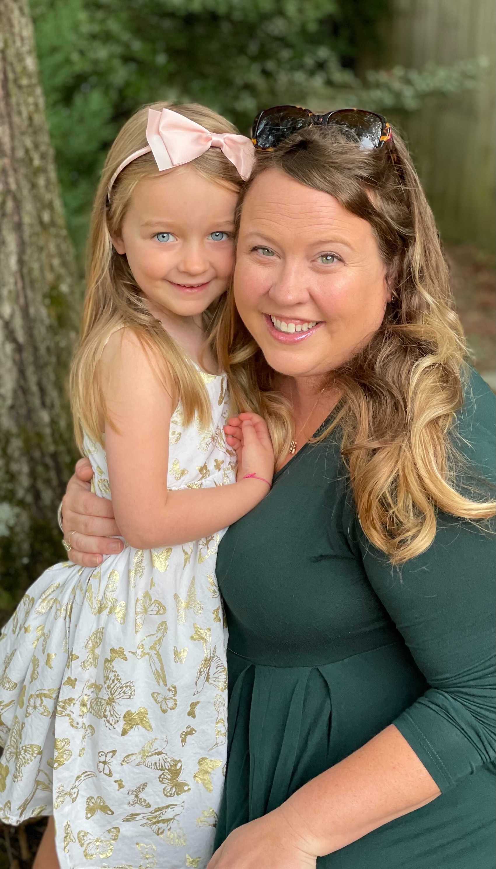 Breeyn and her daughter, Lucy, hugging. 
